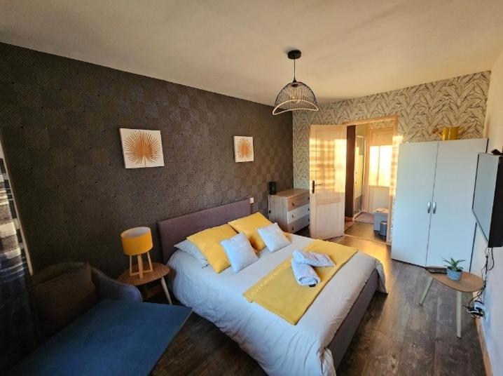 Cocon Apartment Plerin Luaran gambar